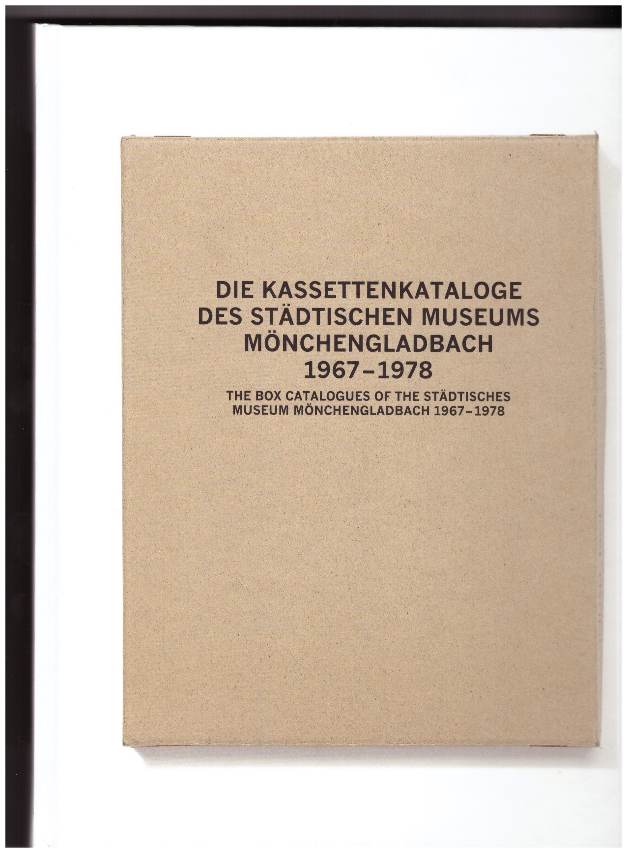 RENNERT, Susanne; TITZ, Susanne - The Box Catalogues of the Städtisches Museum Mönchengladbach 1967-78